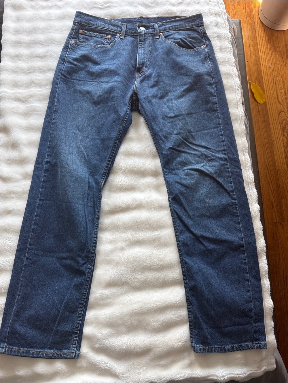 Straight-Leg Men's Jeans in Dark Blue - Everyday Staple